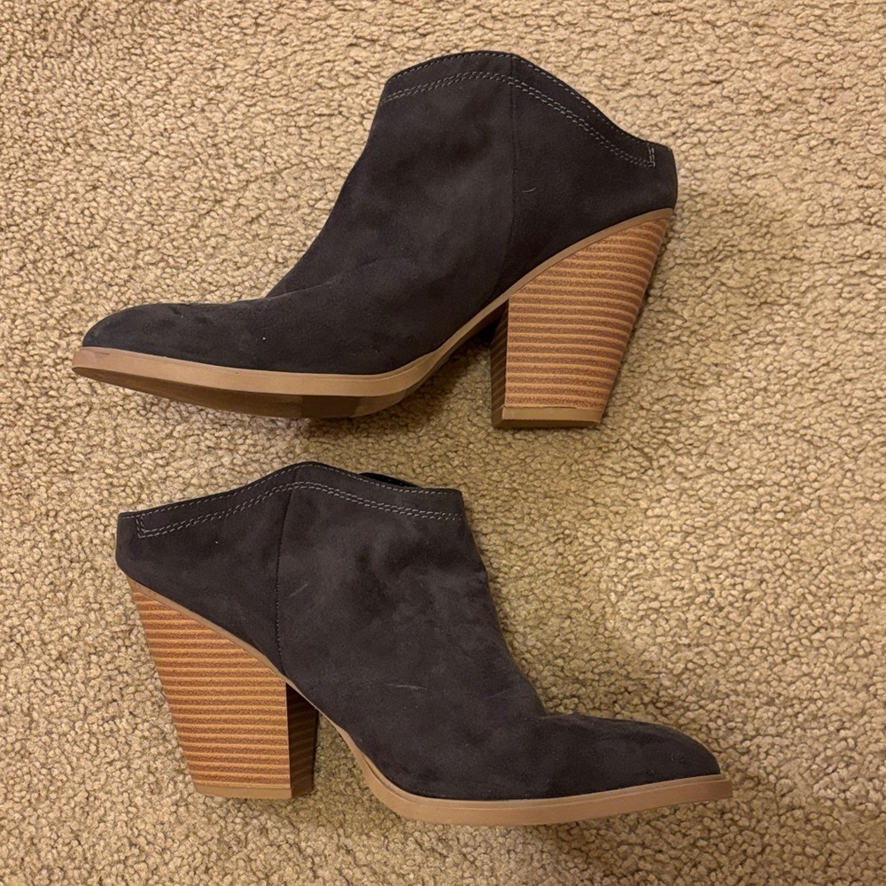 DV by Dolce Vita Dark Gray and Tan Heeled Booties